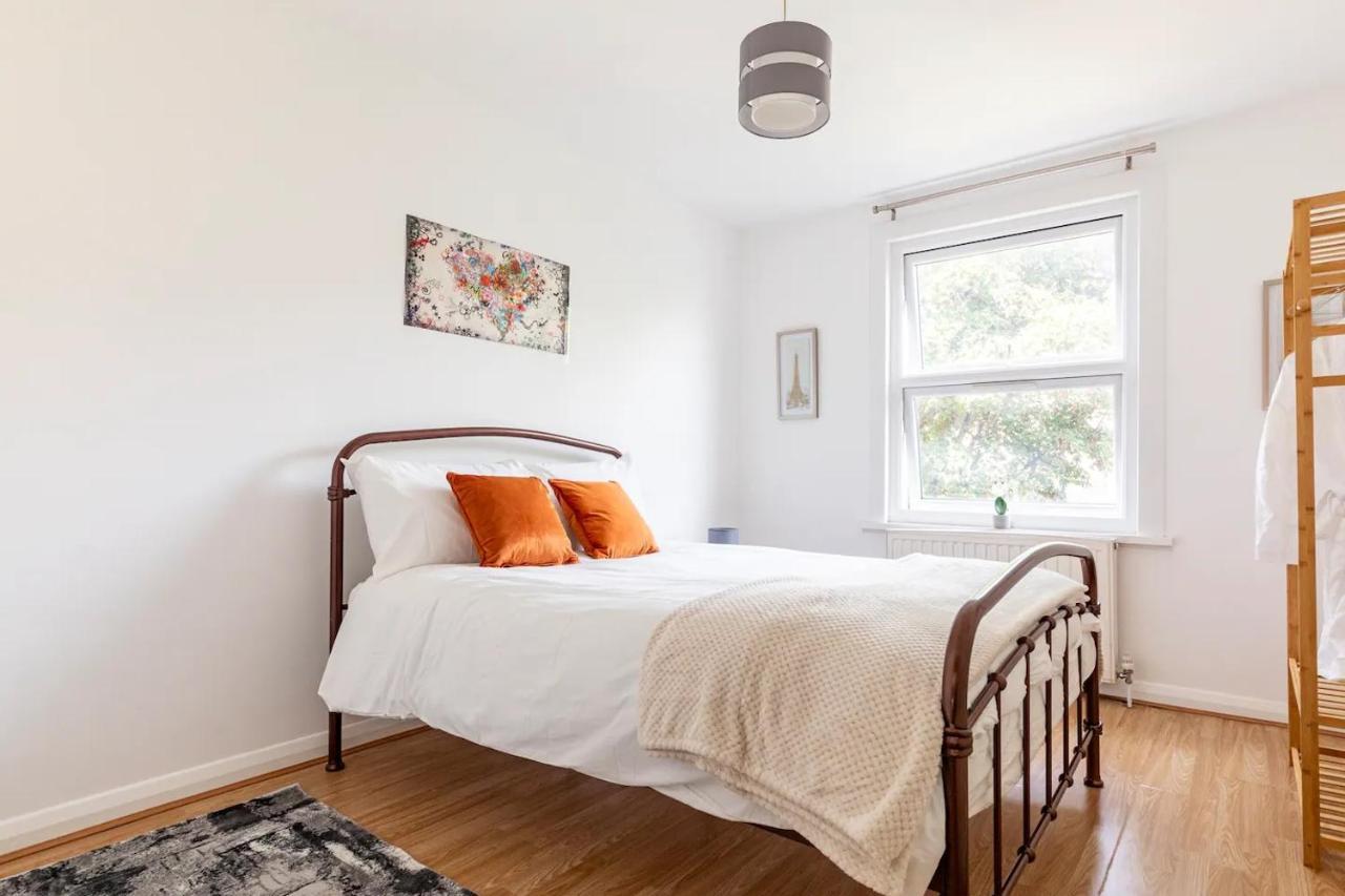 Large, Bright And Spacious 3 Bed Flat In London Londres Exterior foto