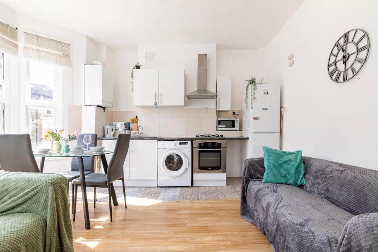 Large, Bright And Spacious 3 Bed Flat In London Londres Exterior foto