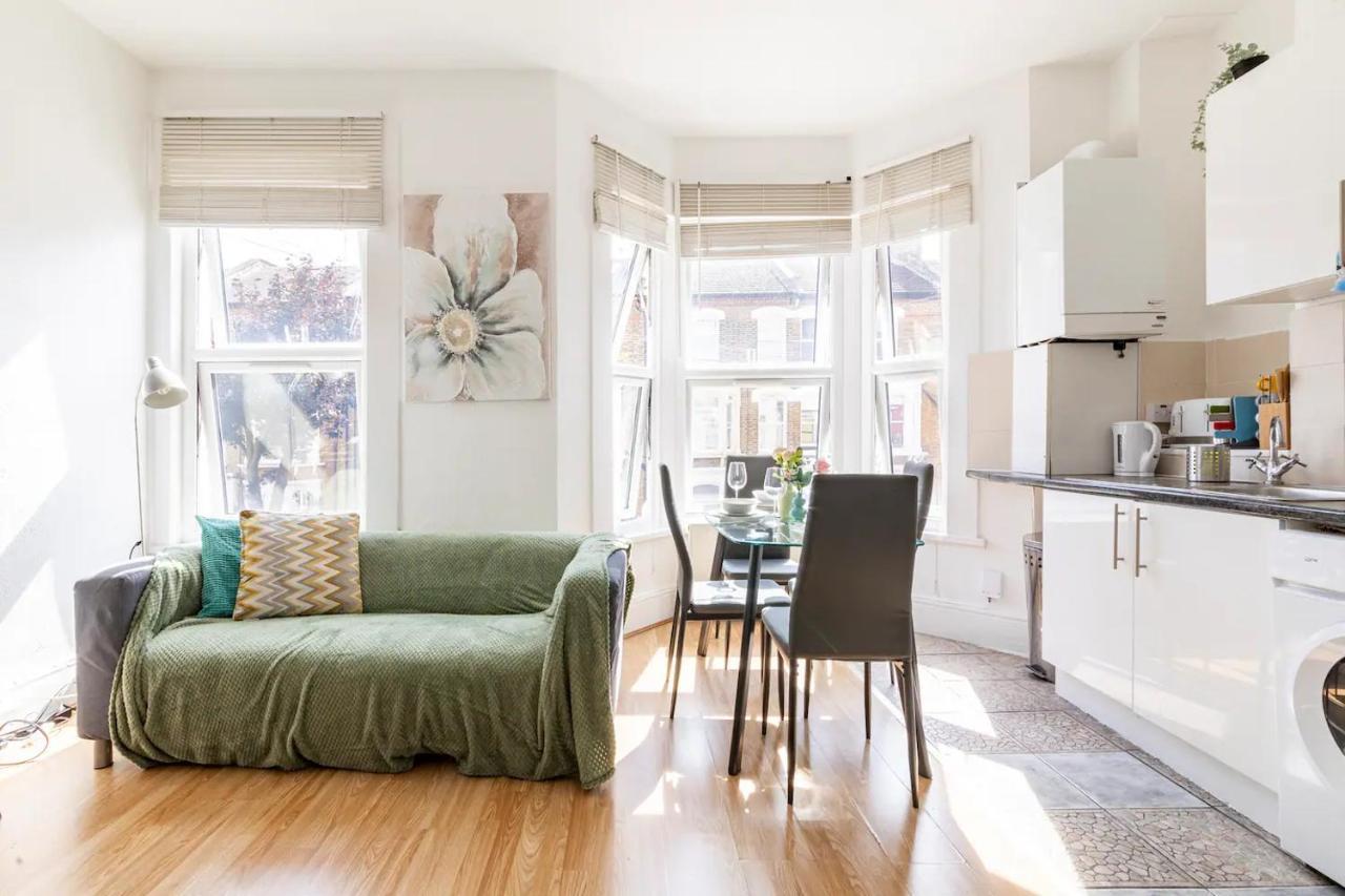 Large, Bright And Spacious 3 Bed Flat In London Londres Exterior foto